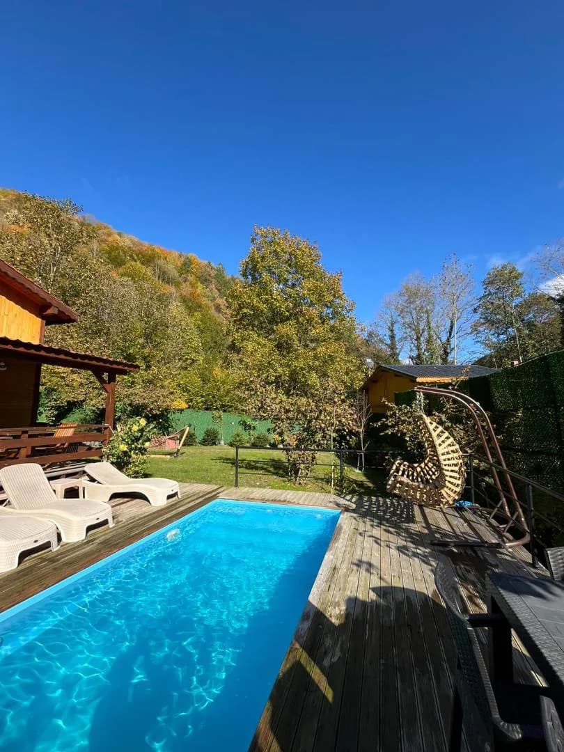 Memnuniye'de Muhteşem Doğa İçerisinde, Isıtmalı Havuzlu, Kiralık Bungalov görsel 2