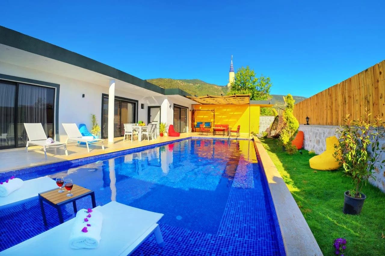 Kaş İslamlar'da Keyifli Doğa İçerisinde, Özel Havuzlu, Kiralık Villa görsel 1