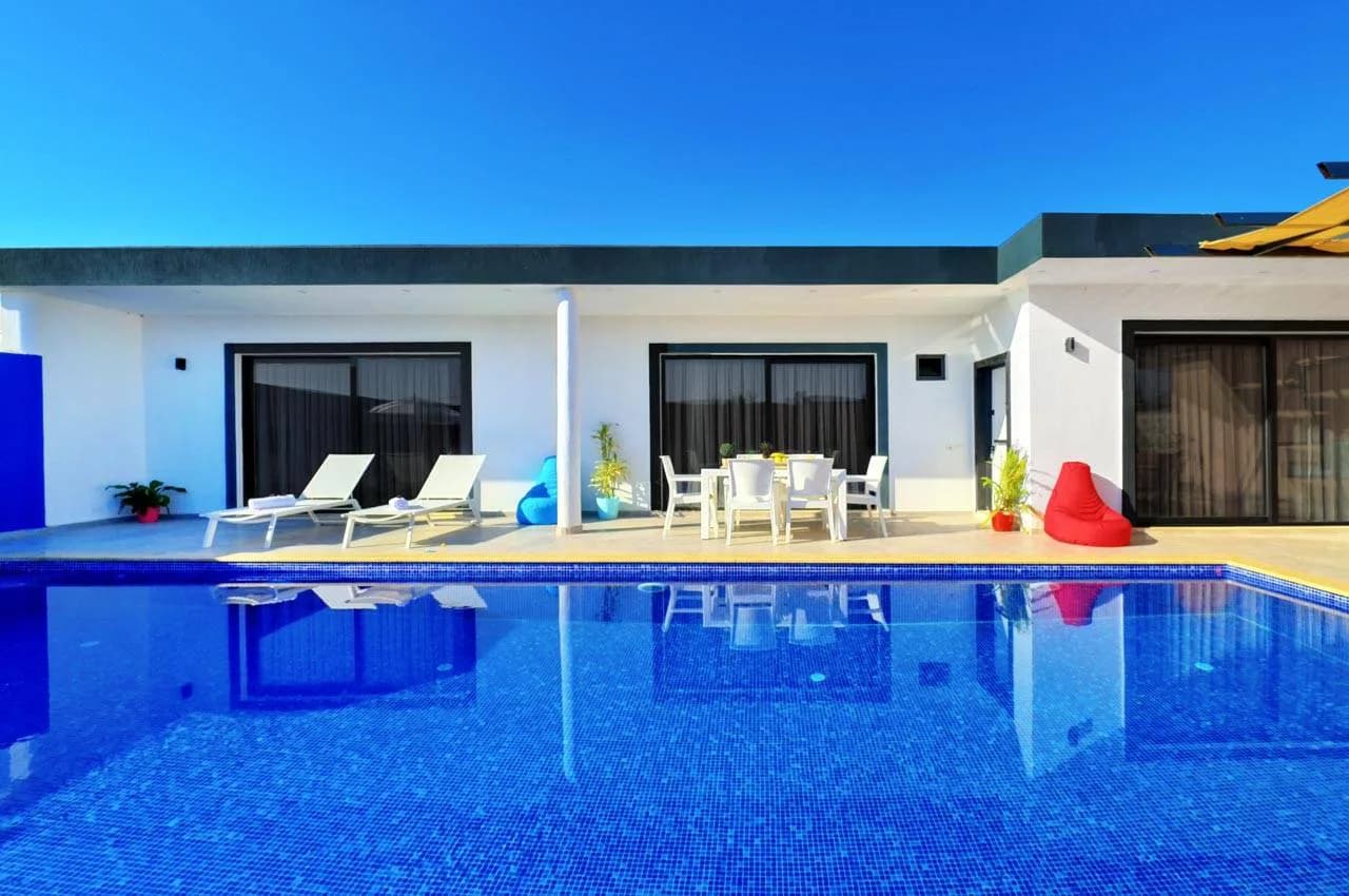 Kaş İslamlar'da Keyifli Doğa İçerisinde, Özel Havuzlu, Kiralık Villa görsel 2