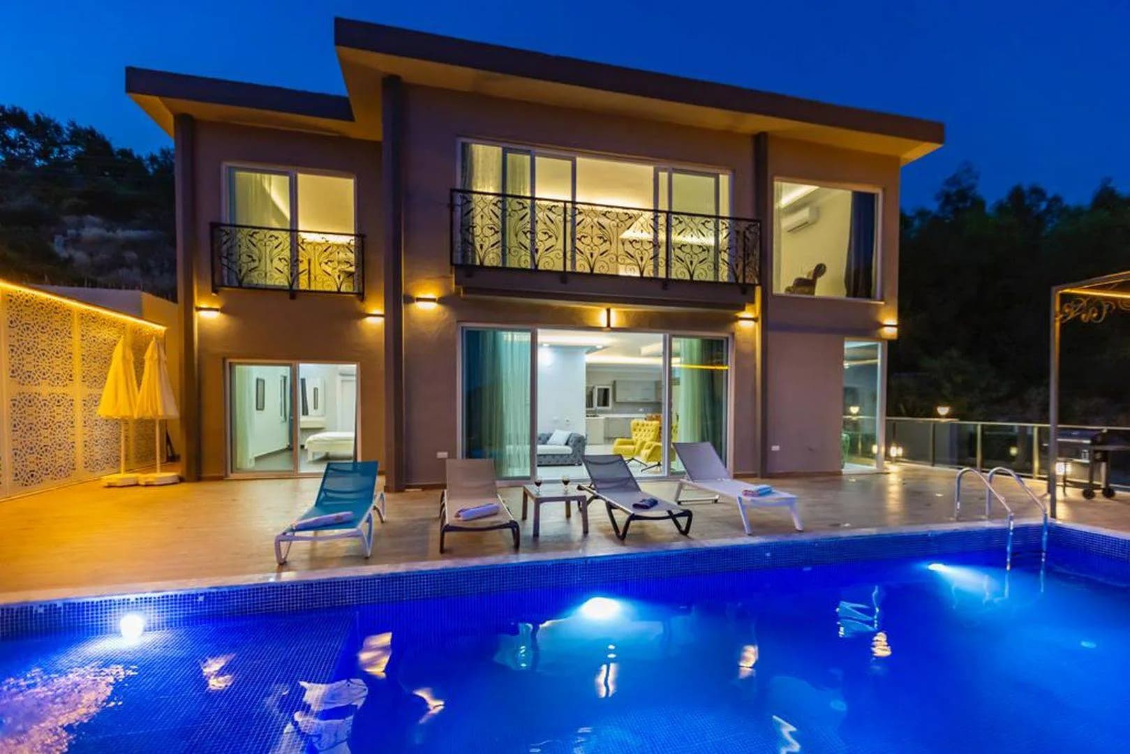 Kaş İslamlar'da Doğayla İç İçe, Sonsuzluk Havuzlu, Lüks Villa görsel 1