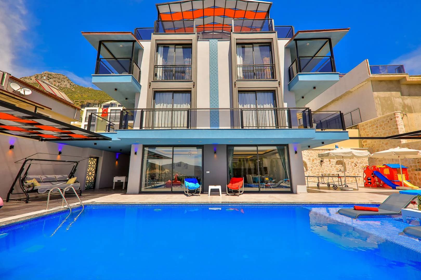 Kaş Kalkan'da Panoramik Deniz Manzaralı, Özel Havuzlu, Modern Villa görsel 1