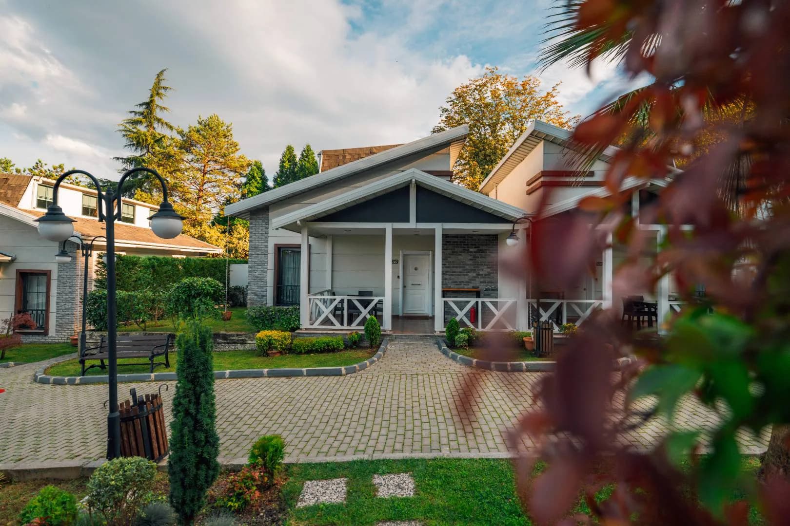 Sapanca Kırkpınar'da Tesis İçerisinde, Ortak Havuzlu, Modern Bungalov görsel 1