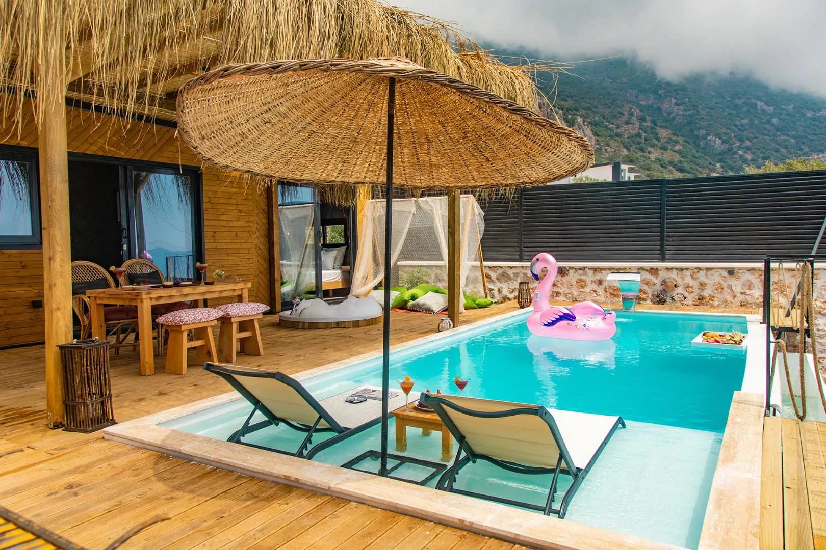 Kaş İslamlar'da Enfes Deniz Manzaralı, Özel Havuzlu, Tiny House görsel 1