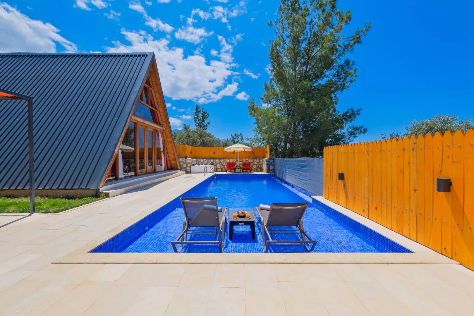 Kaş Çayköy'de Sakin Doğada, Özel Havuzlu ve Jakuzili, Modern Bungalov görsel 1