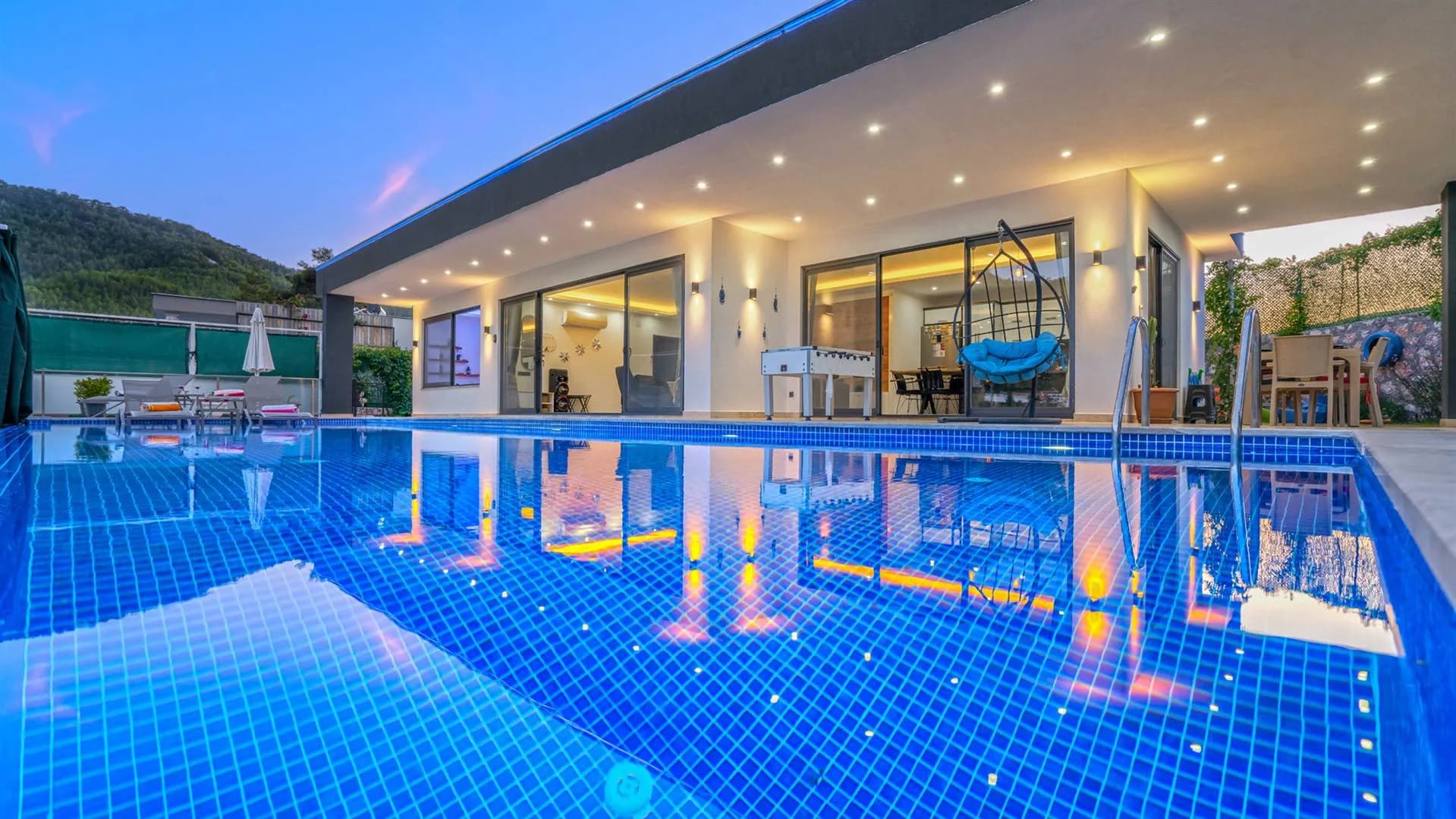 Kaş Sarıbelen'de Balayı Çiftlerine Uygun, Özel Havuzlu, Tatil Villası görsel 1