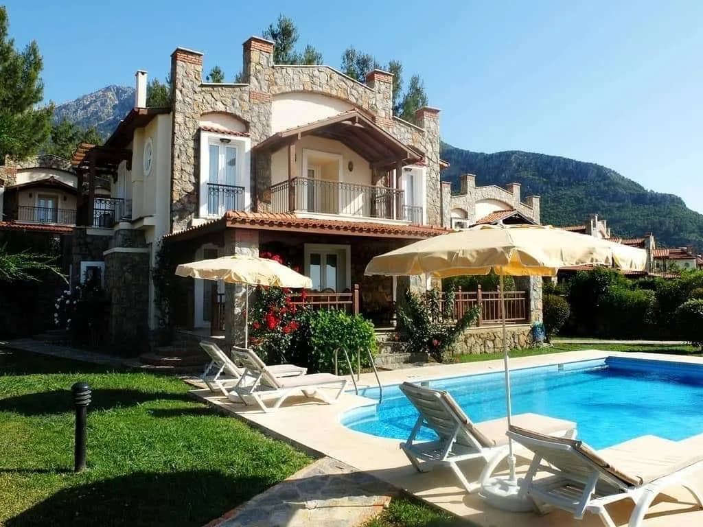 Fethiye Ölüdeniz'de Geniş Ailelere Uygun, Özel Havuzlu, Kiralık Villa görsel 2