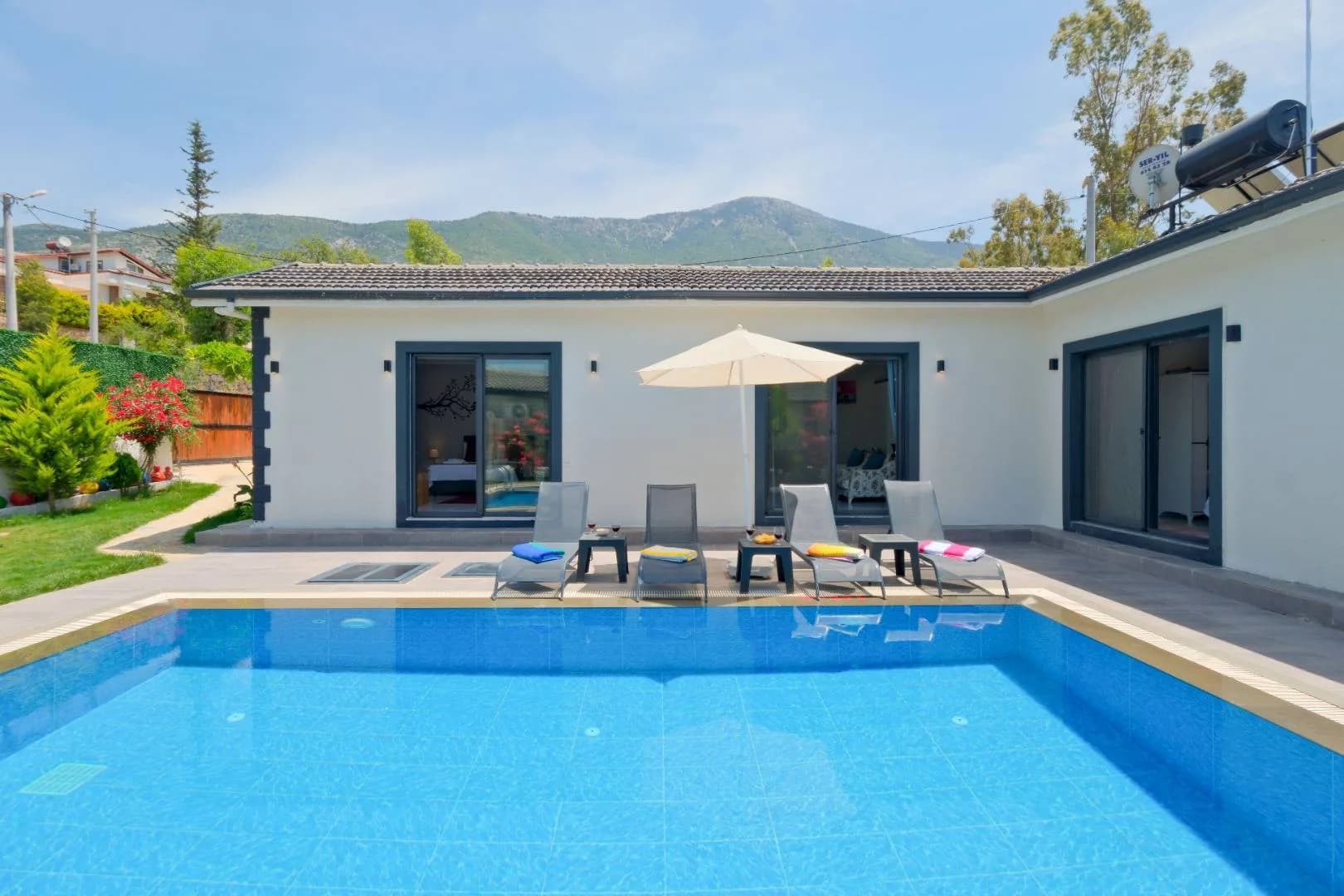 Fethiye Ölüdeniz'de Sakin Konumda, Özel Havuzlu, Kiralık Villa görsel 2