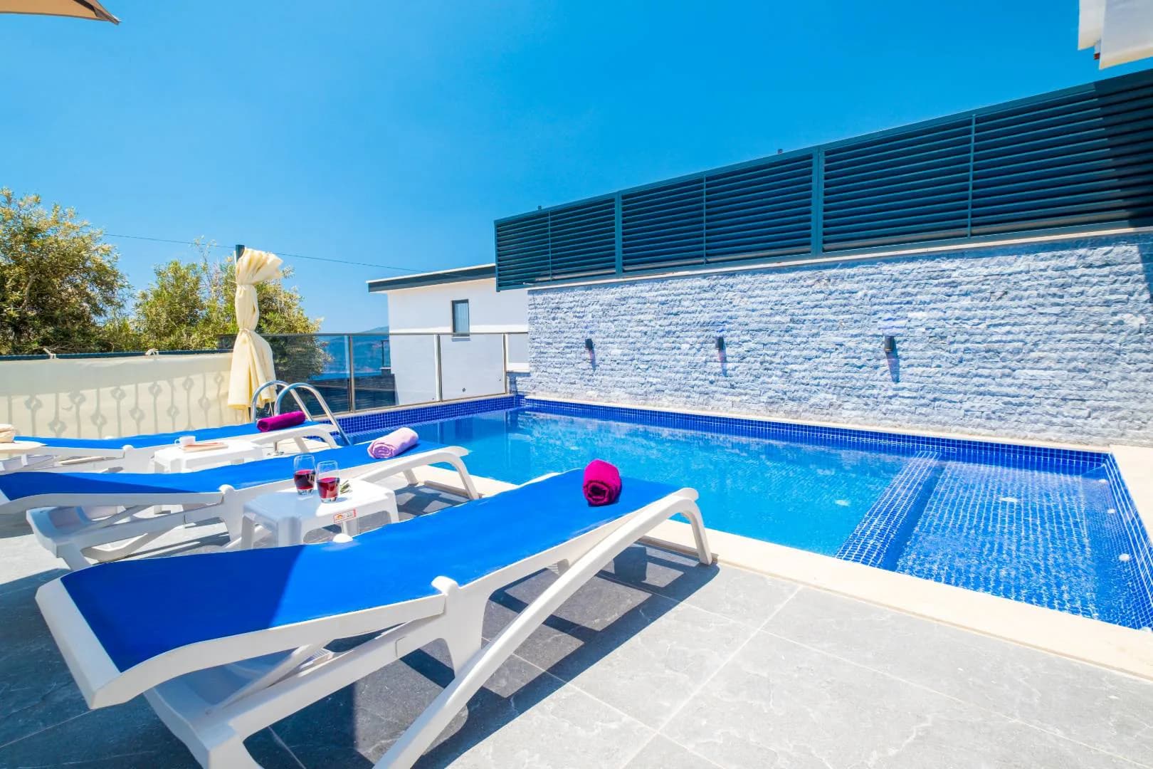 Kalkan Kördere'de Geniş Ailelere Uygun, Özel Havuzlu, Olanaklı Villa görsel 2