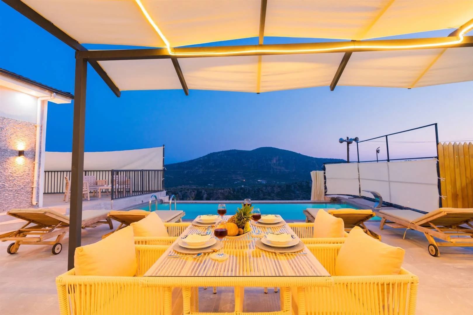 Kaş Bezirgan'da Konforlu Tasarımlı, Özel Havuzlu, 2+1 Villa görsel 3