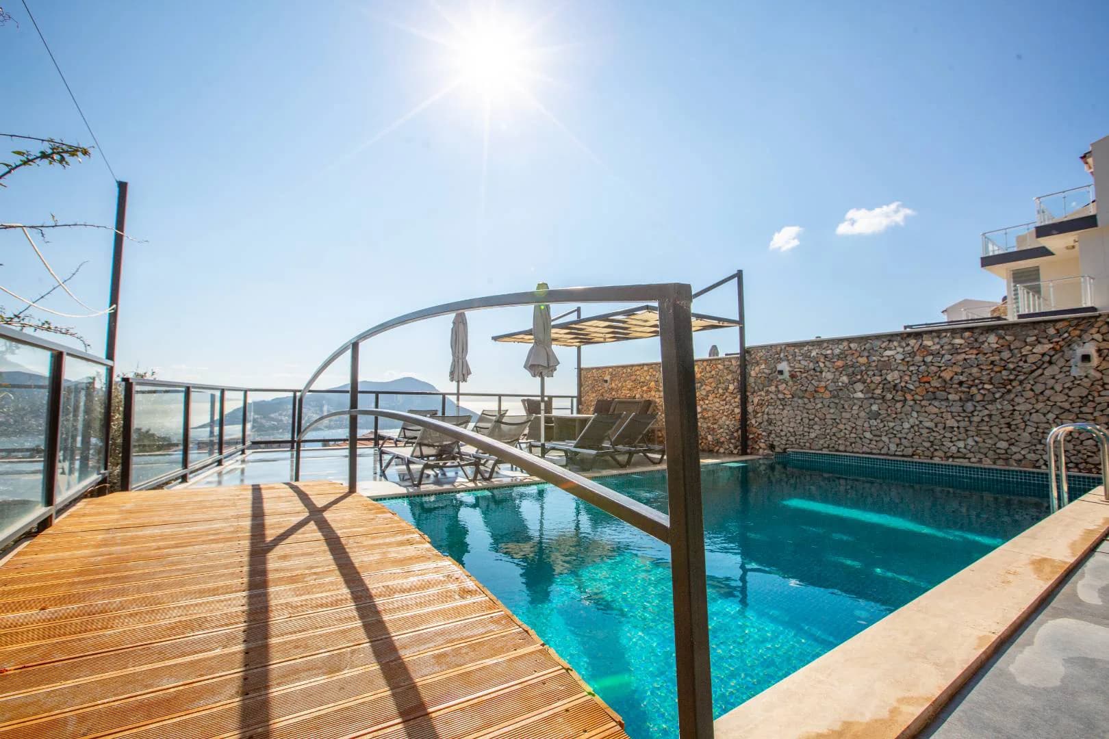 Kaş Kalkan'da Merkezi Konumda, Özel Havuzlu, Modern Villa görsel 2