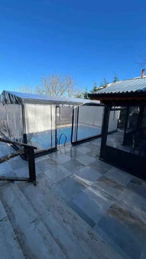 Sapanca'da Geniş Bahçeli, Isıtmalı Havuzlu, Kiralık Müstakil Villa görsel 2