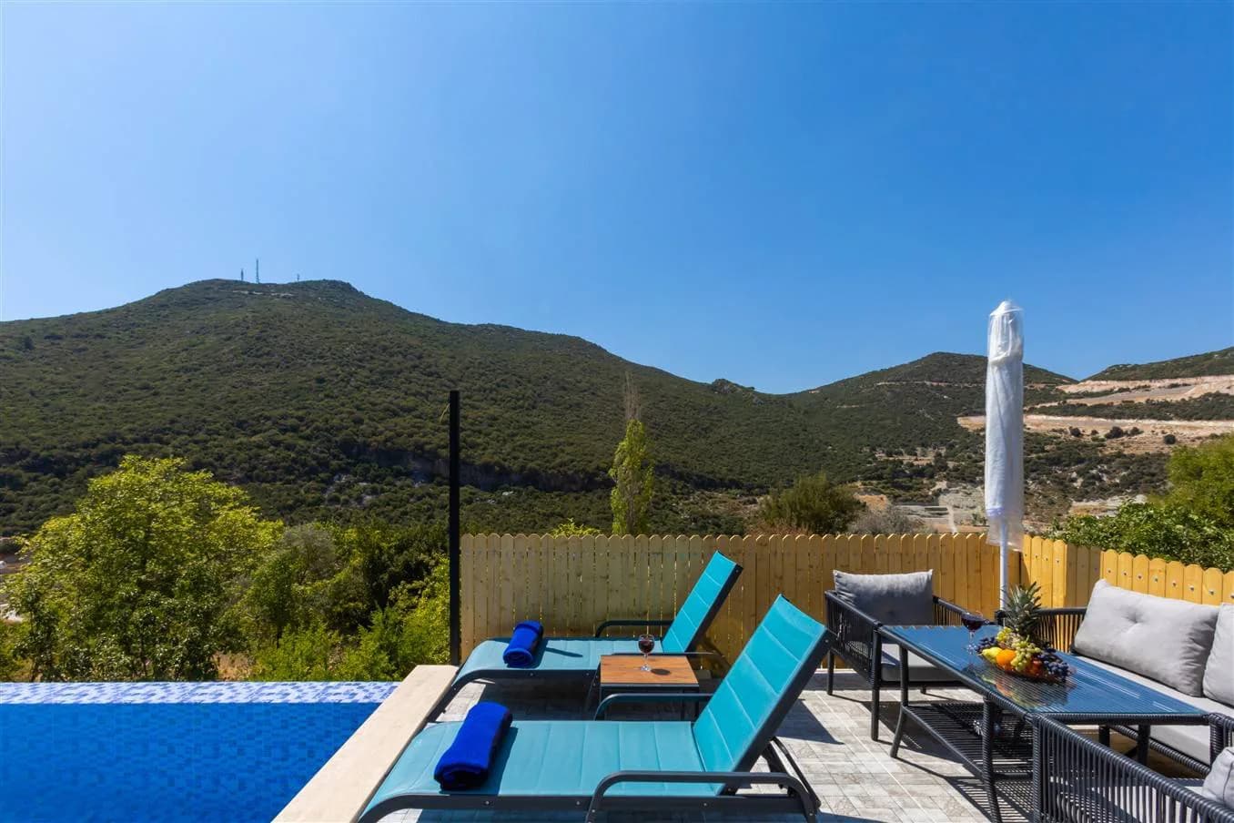 Kaş Sarıbelen'de Göz Alıcı Doğa İçerisinde, Özel Havuzlu, Kiralık Villa görsel 3
