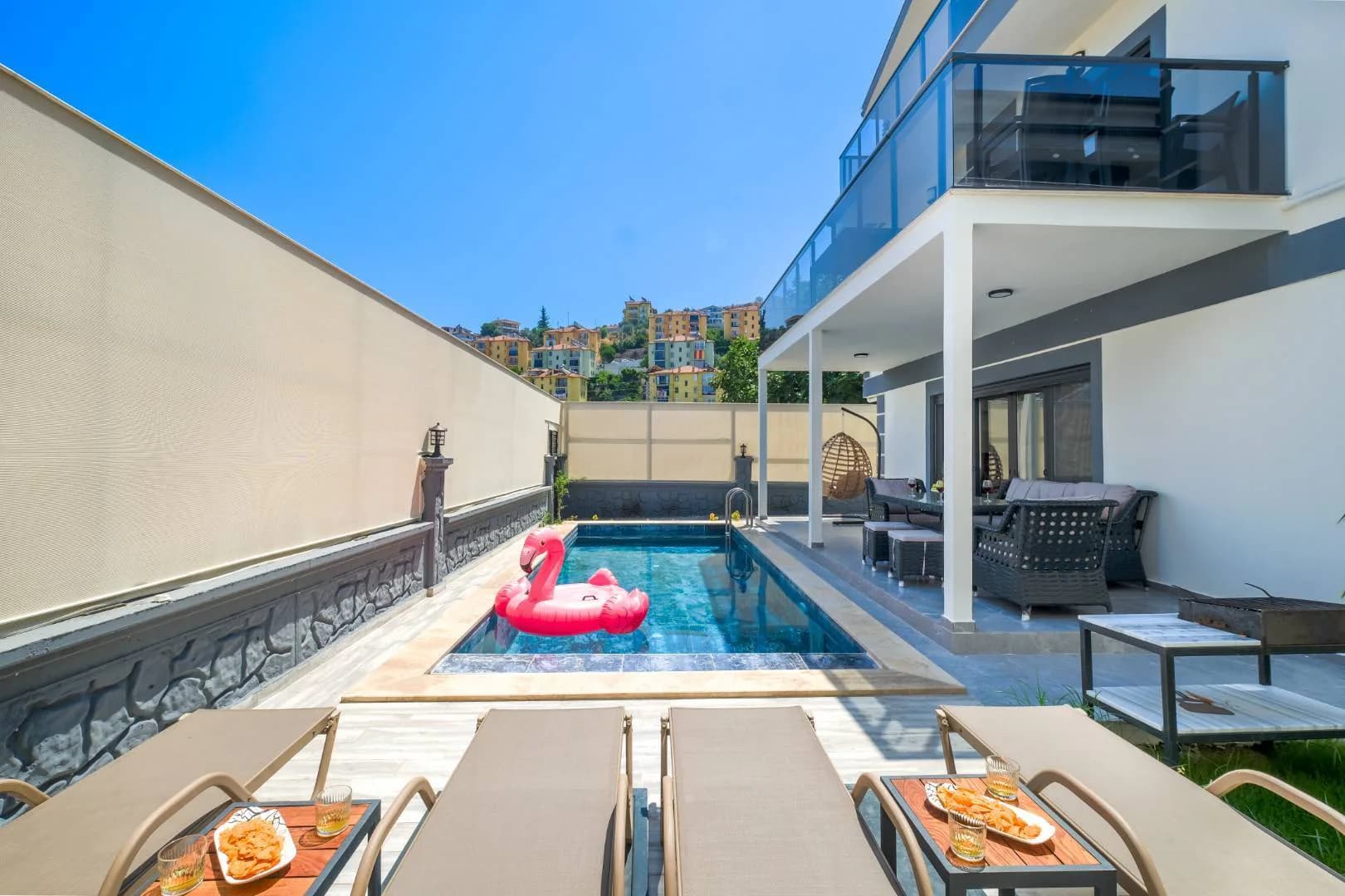 Fethiye Karaçulha'da Geniş Ailelere Uygun, Özel Havuzlu, Modern Villa görsel 3