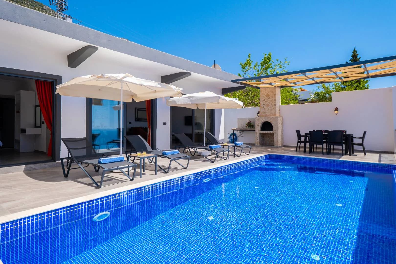 Kaş Bezirgan'da Eşsiz Deniz Manzaralı, Özel Havuzlu, Modern Villa görsel 3