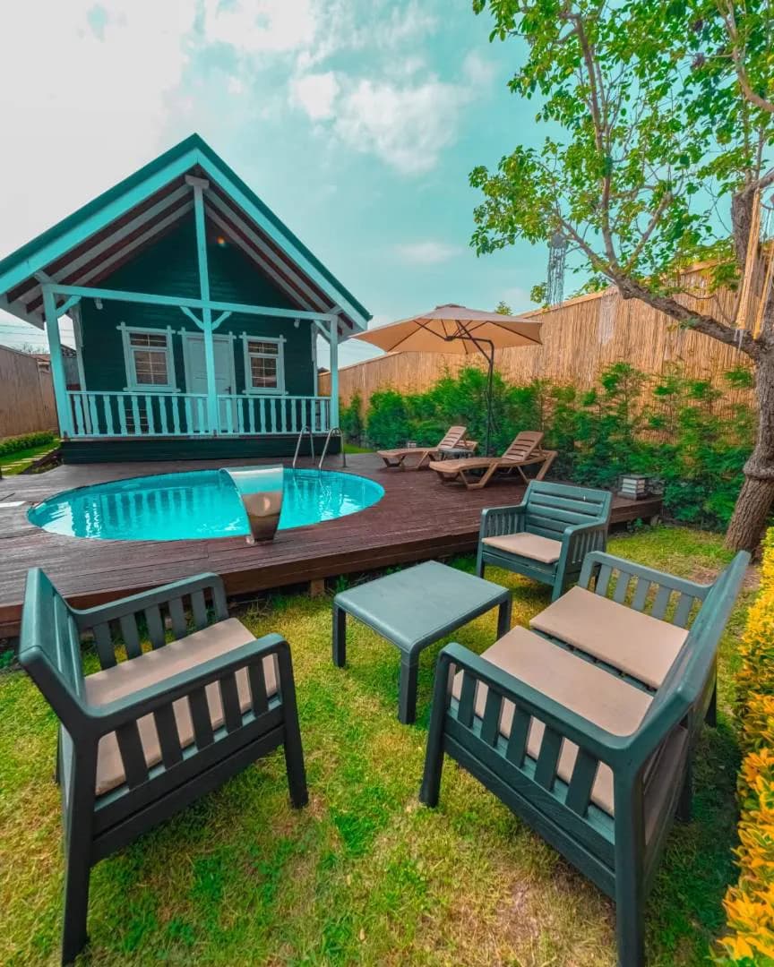 Sapanca Kırkpınar'da Merkezi Konumda, Isıtmalı Havuzlu, Kiralık Bungalov görsel 2