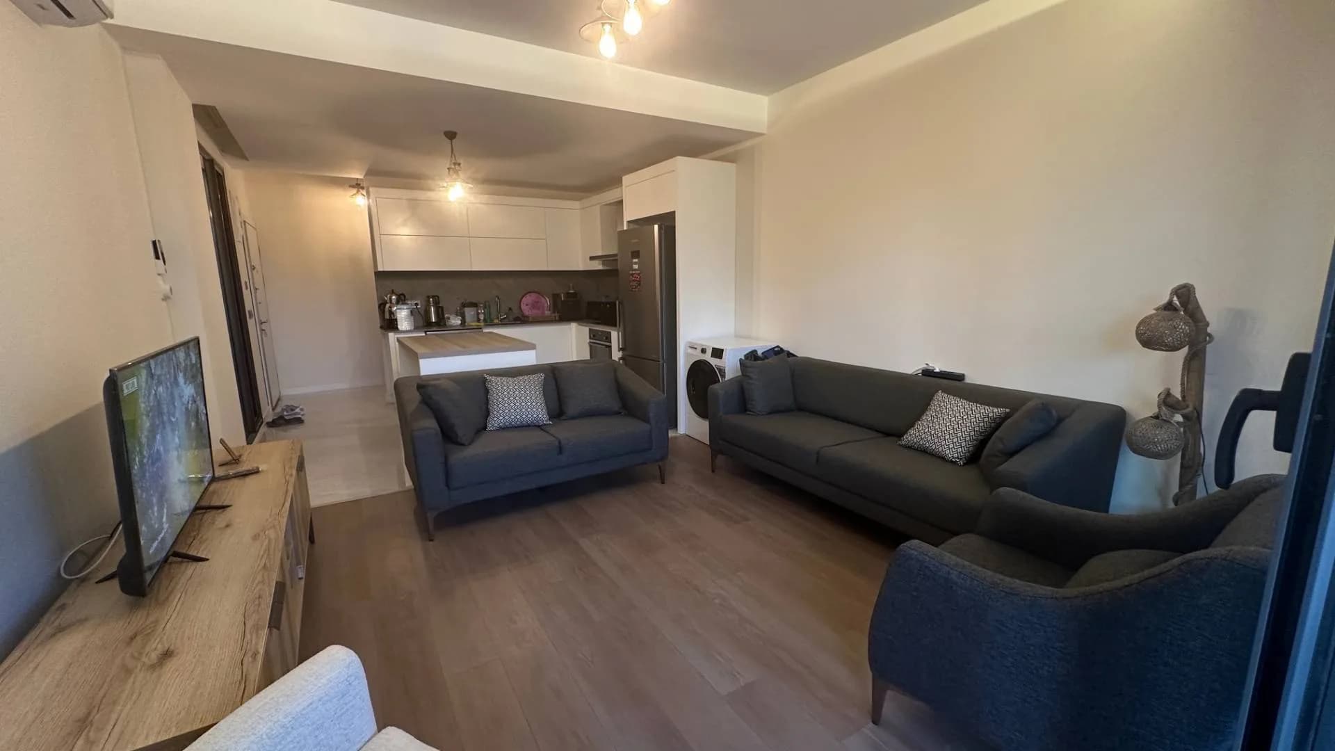 İzmir Çeşme'de Çocuk Oyun Alanlı, Geniş Ailelere Uygun, Lüks Villa görsel 2