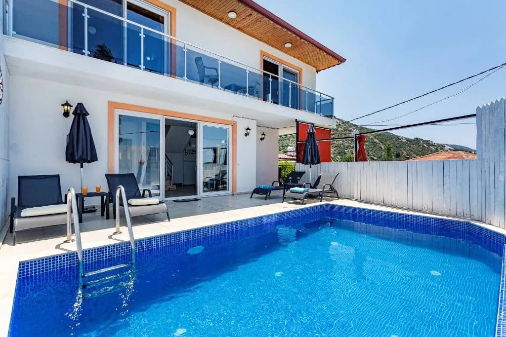 Kaş İslamlar'da Gözlerden Uzak Konumda, Özel Havuzlu, Jakuzili Villa görsel 2