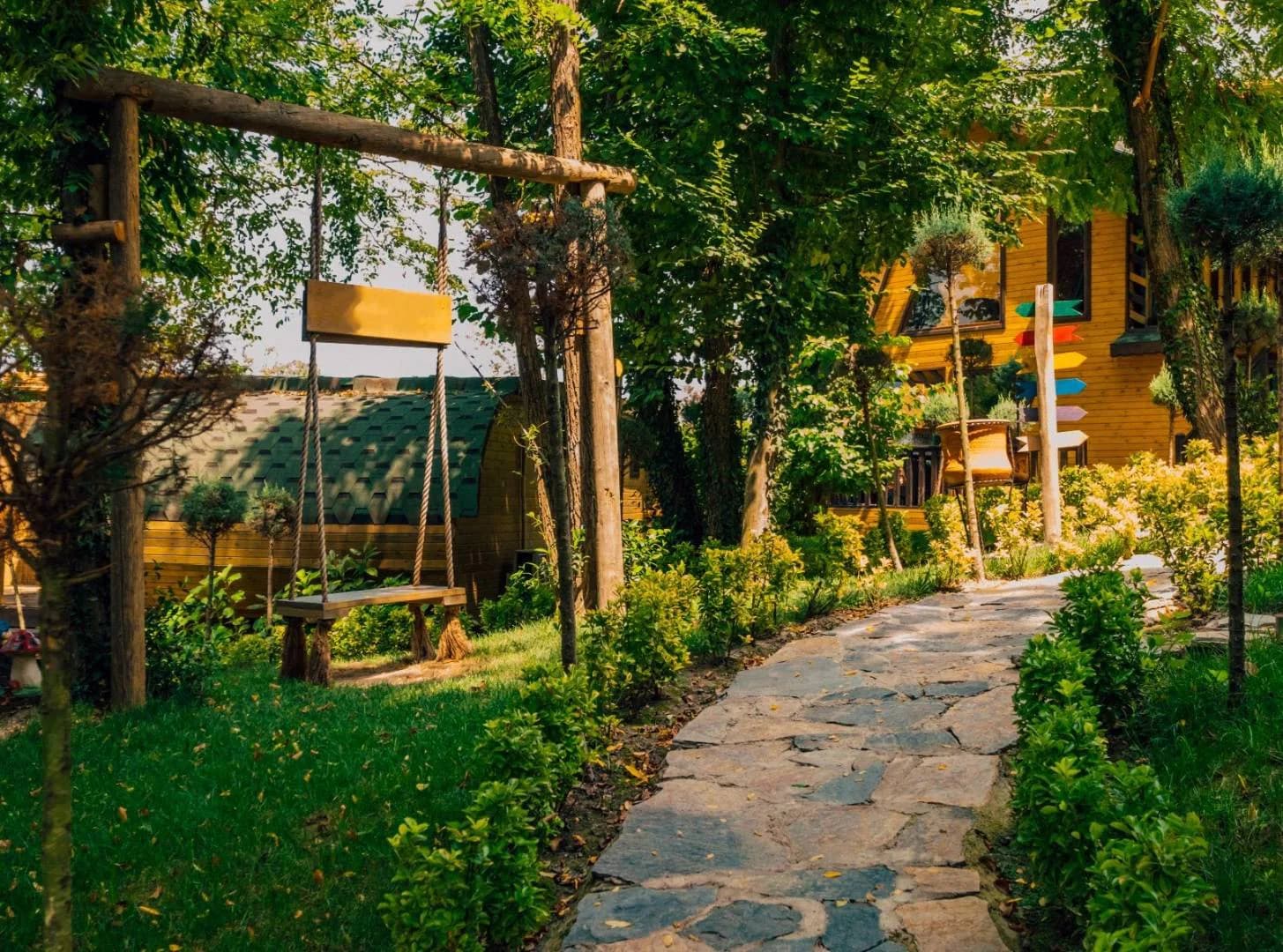 Sapanca Nailiye'de Balayı Çiftlerine Uygun, Minimalist, Lüks Bungalov görsel 2