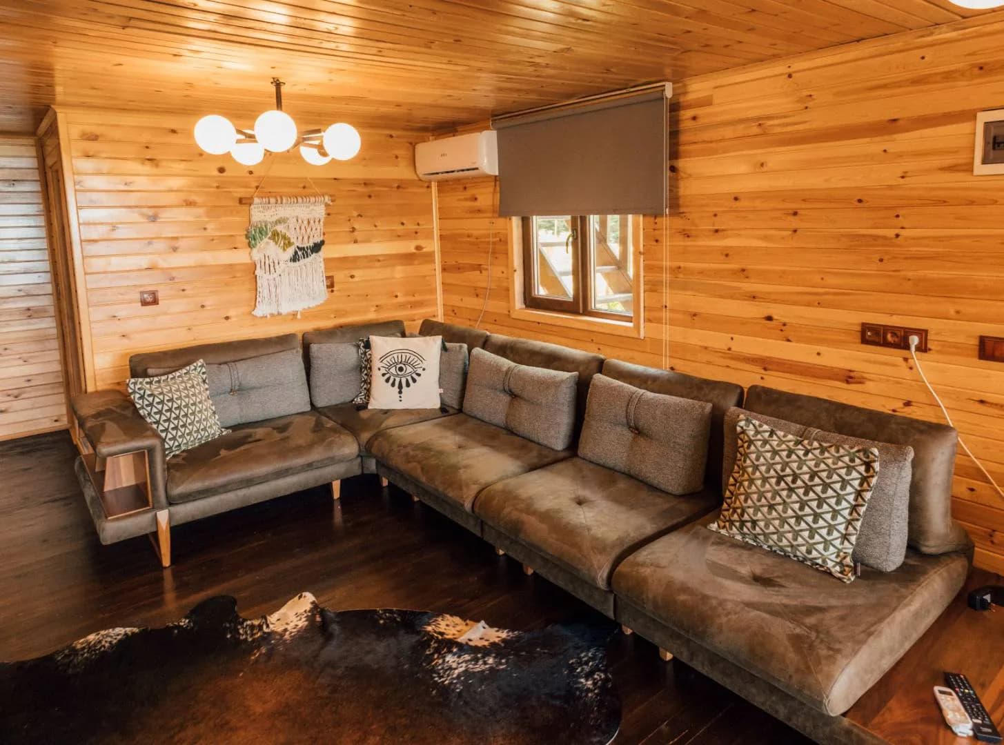 Sapanca Nailiye'de Balayı Çiftlerine Uygun, Minimalist, Lüks Bungalov görsel 3