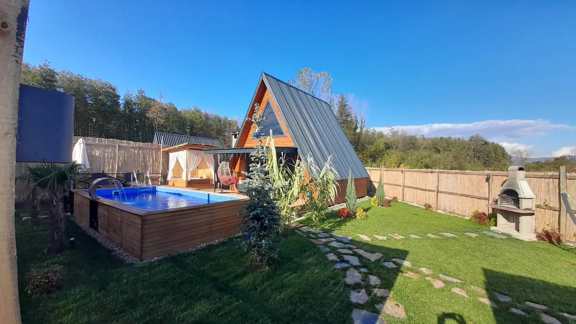 Sapanca Rüstempaşa'da Modern Tasarımlı, Özel Havuzlu, Kiralık Bungalov görsel 3