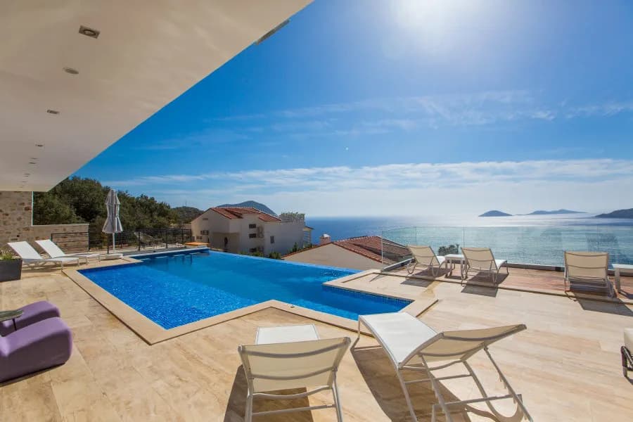 Kaş Kalkan'da Denize Yakın, Sinema Odalı, Lüks Villa görsel 2