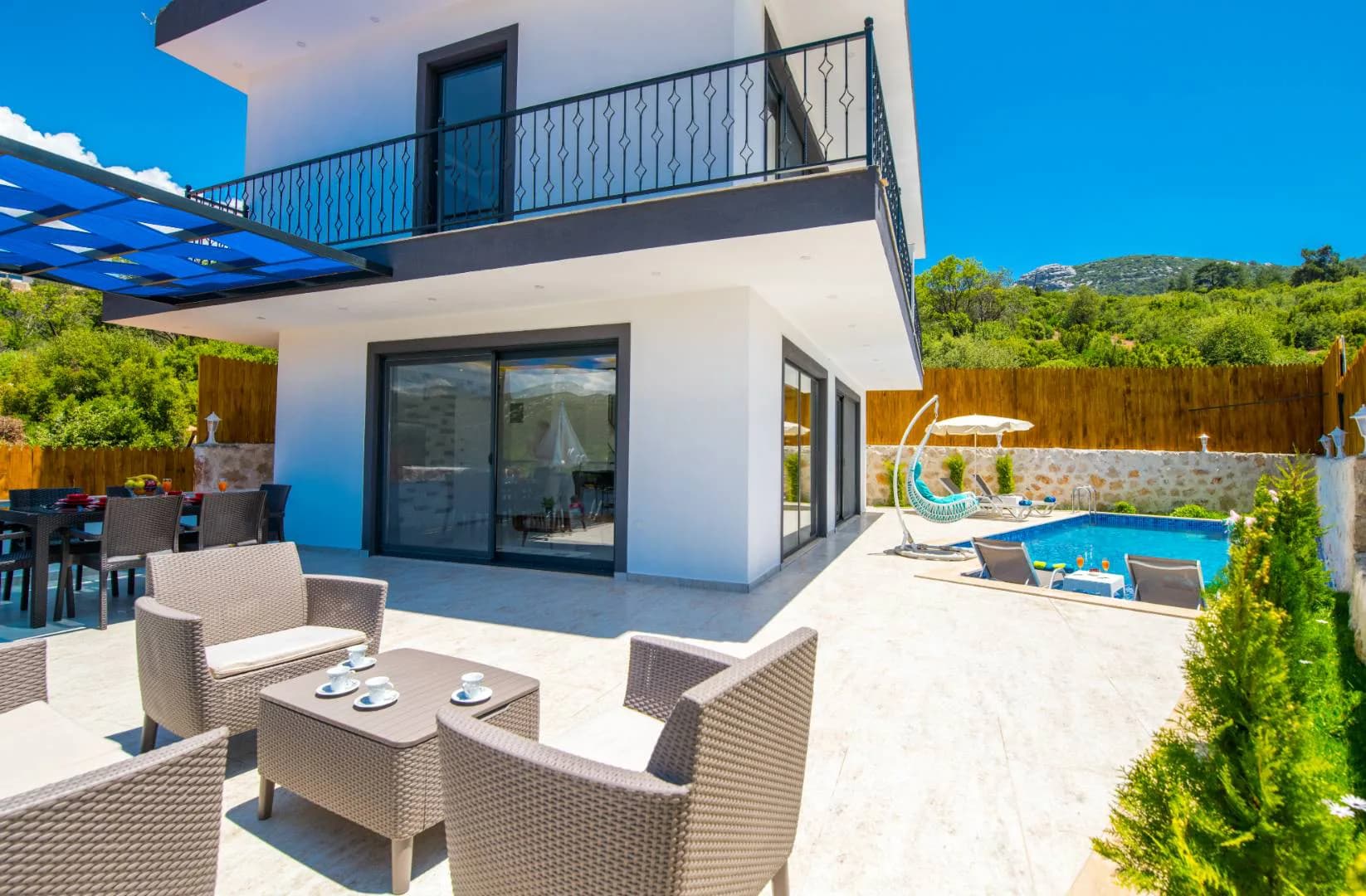 Kaş Sarıbelen'de Sakin Konumda, Özel Havuzlu, Jakuzili Villa görsel 3
