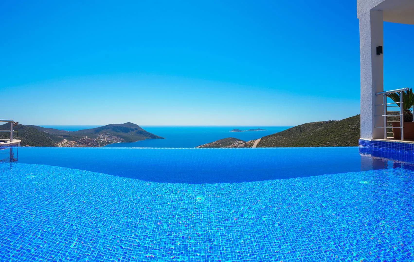 Kaş İslamlar'da Deniz Manzaralı, Sonsuzluk Havuzlu, Nezih Villa görsel 3
