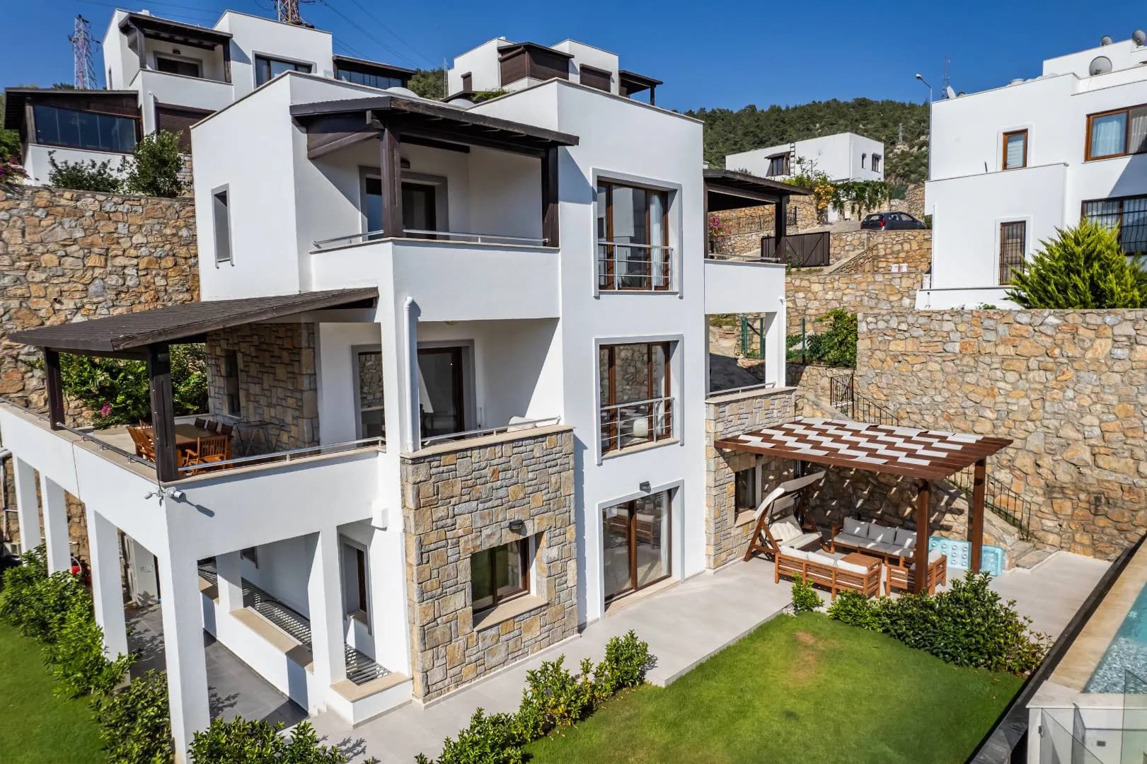 Bodrum Umurca'da Merkezi Konumda, Özel Havuzlu, 7 Kişilik Villa görsel 2