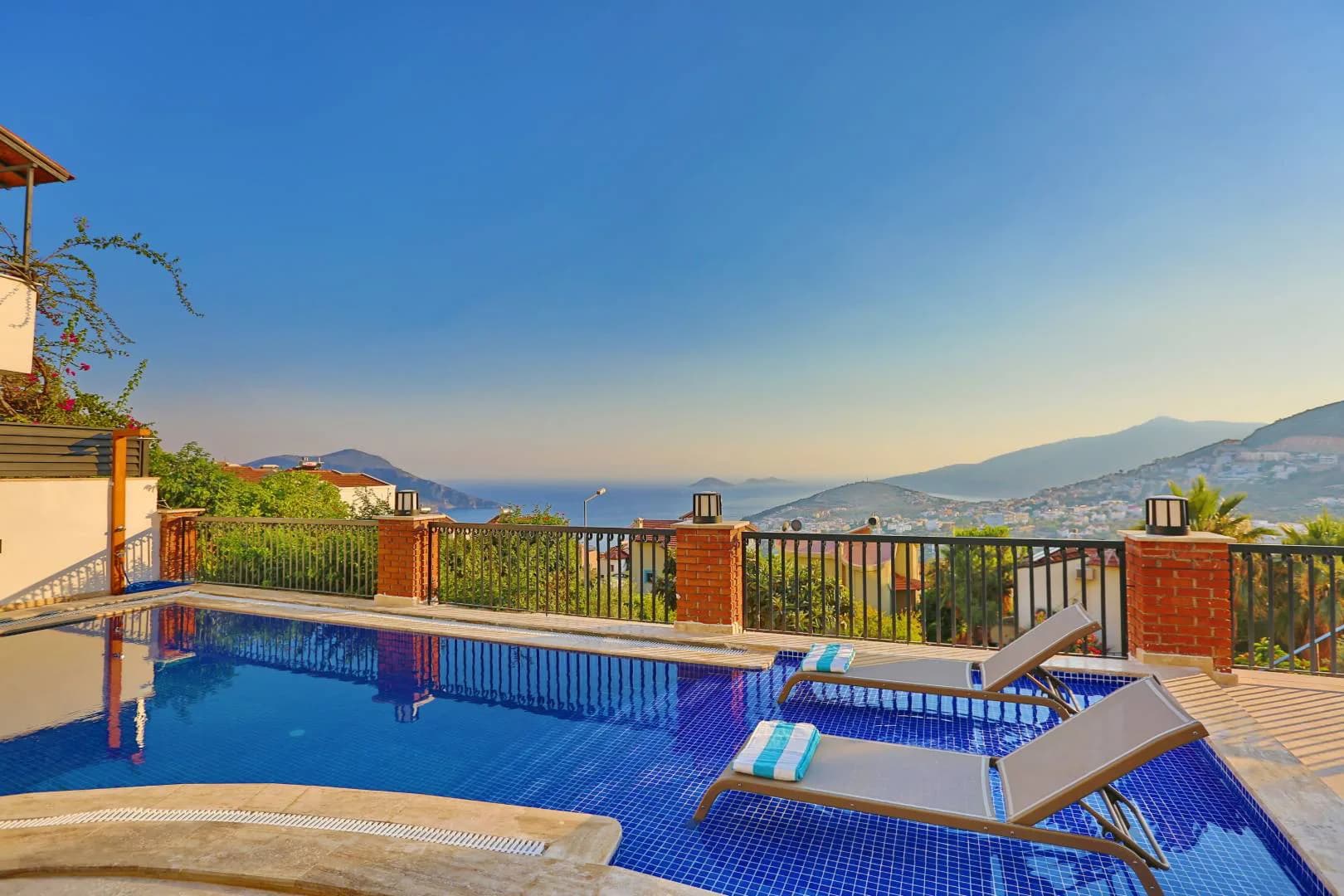 Kaş Kalkan'da Merkeze Yakın, Özel Havuzlu, Ferah Villa görsel 2