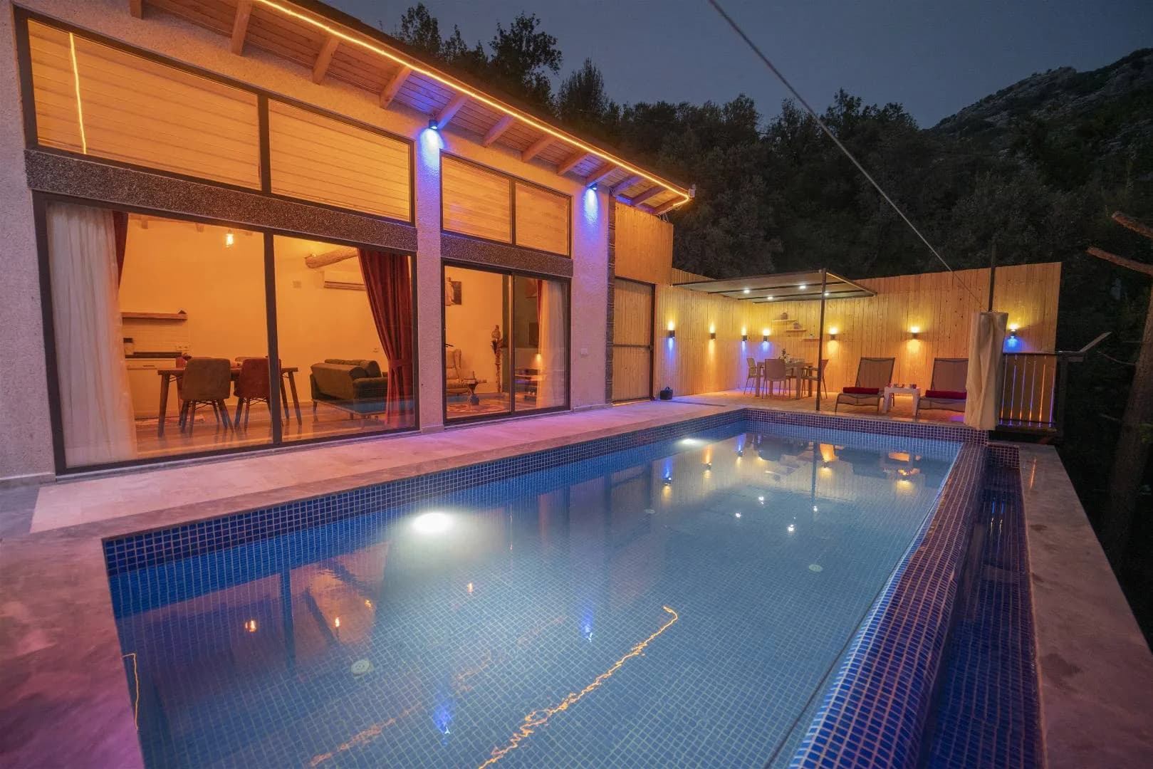 Kaş İslamlar'da Balayı Çiftlerine Uygun, Özel Havuzlu, Şık Villa görsel 2