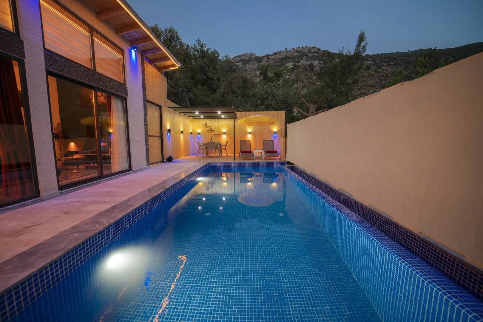 Kaş İslamlar'da Balayı Çiftlerine Uygun, Özel Havuzlu, Şık Villa görsel 3