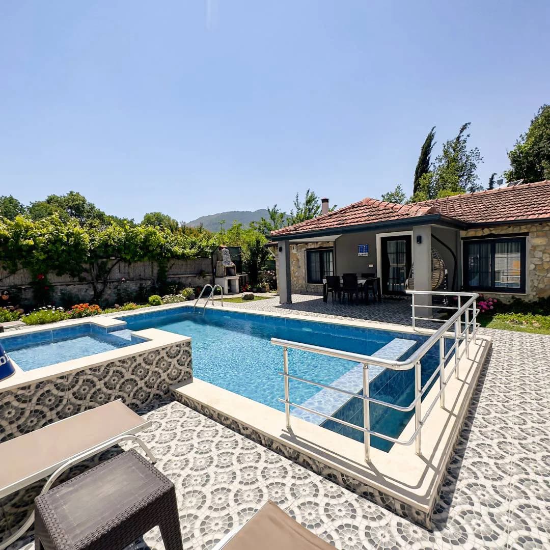 Fethiye Kayaköy'de Enfes Doğada, Özel Havuzlu, Jakuzili Kiralık Villa görsel 3