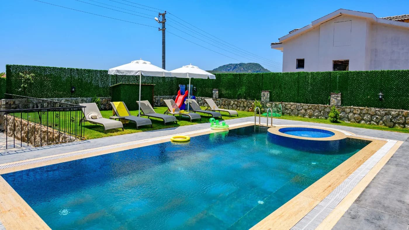Fethiye Ölüdeniz'de Bahçeli, Özel Havuzlu, Yazlık Villa görsel 3