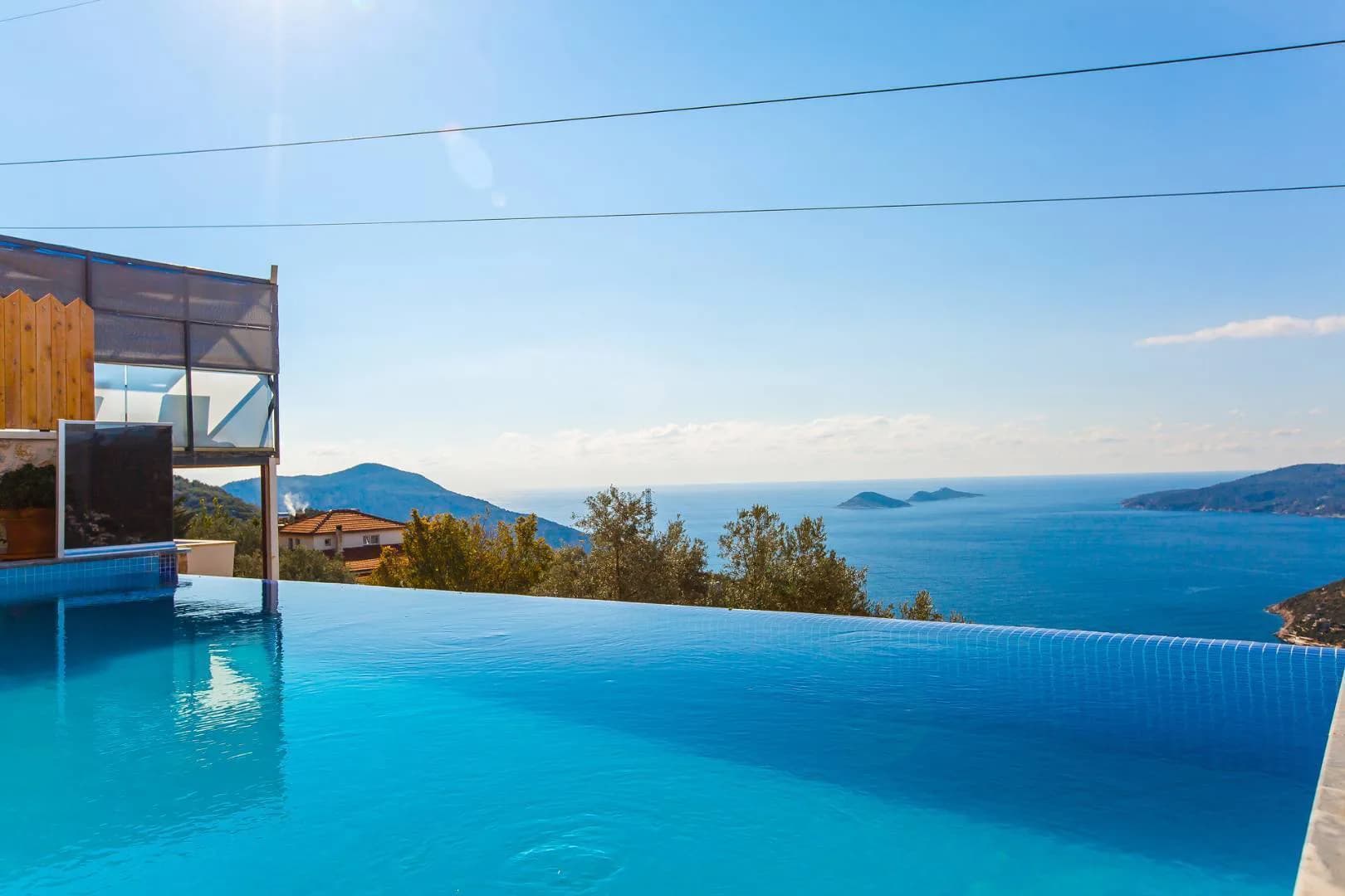 Kaş Bezirgan'da Deniz Manzaralı, Özel Havuzlu, Jakuzili, Kiralık Villa görsel 2