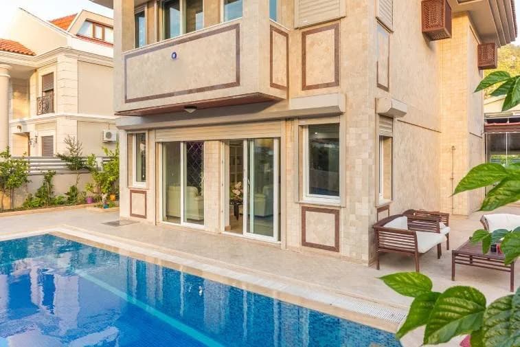 Muğla Marmaris'te Enfes Doğa İçerisinde, Özel Havuzlu, Modern Villa görsel 2