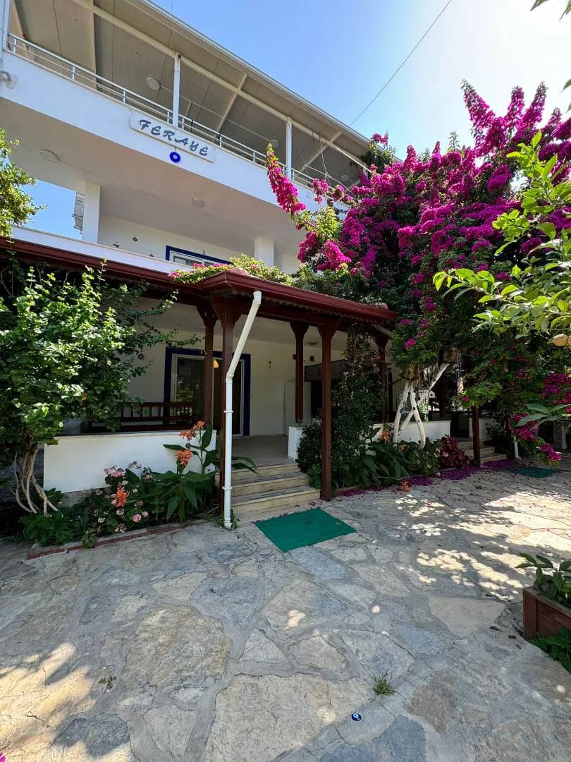 Muğla Bodrum'da Denize Yakın Mesafede, Bahçeli, Konforlu 1+1 Suit görsel 2