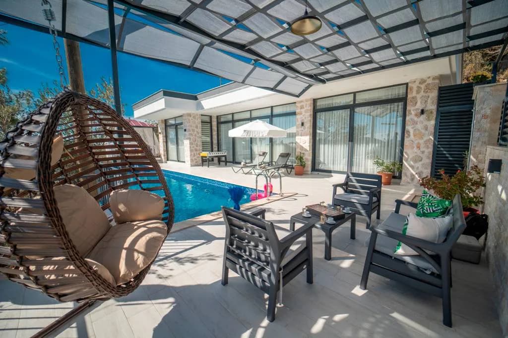 Kaş İslamlar'da Doğayla Baş Başa, Özel Havuzlu, Lüks Villa görsel 3