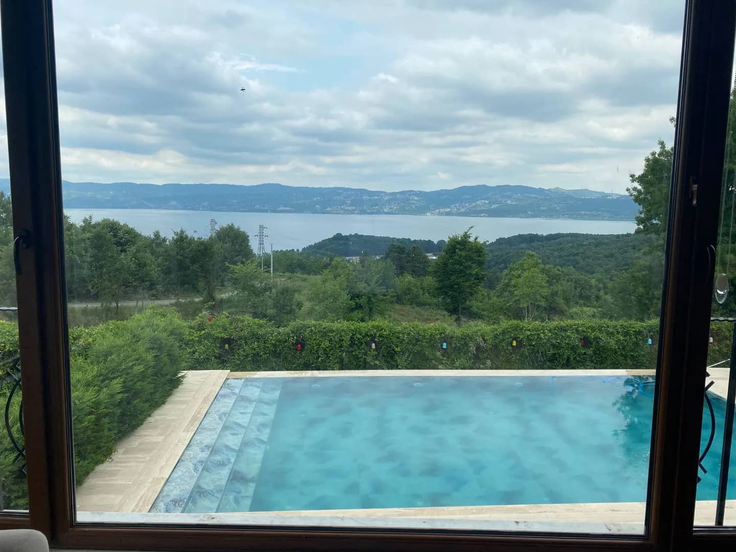 Sakarya Sapanca'da Elverişli Konumda, Özel Havuzlu, Lüks Villa görsel 2