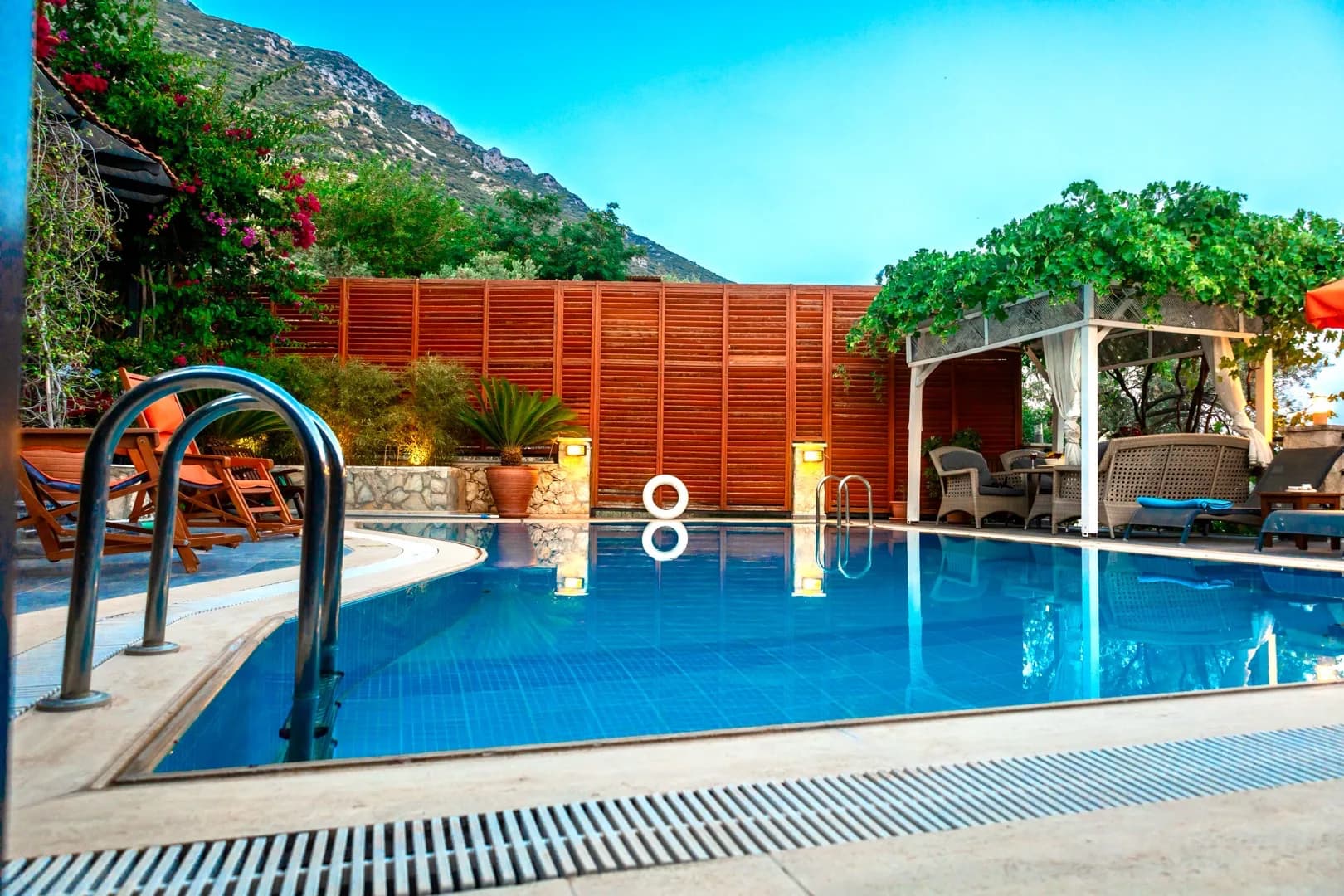 Kaş Kalkan'da Kalabalık Aile Gruplarına Uygun, Özel Havuzlu, Kiralık Villa görsel 3