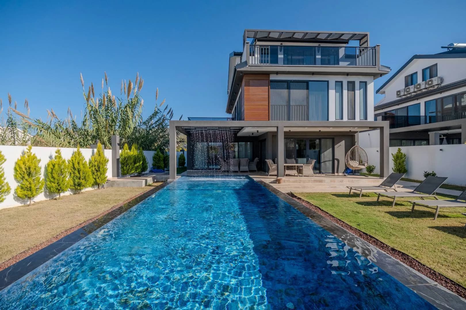 Fethiye Çiftlik'de Nezih Konumda, Kapalı Havuzlu, Lüks Villa görsel 2