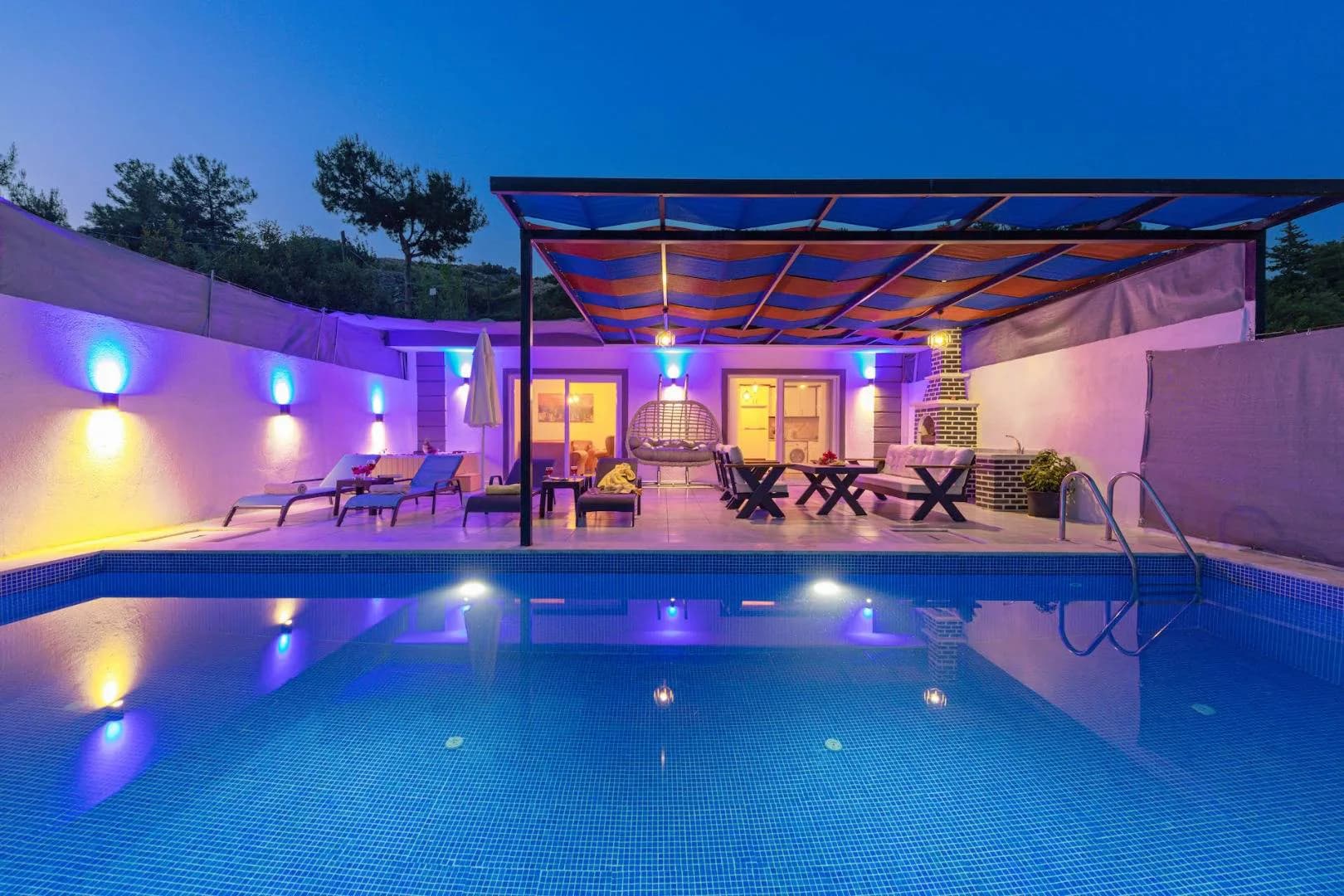 Kaş İslamlar'da Sakin Konumda, Özel Havuzlu, Konforlu Villa görsel 2