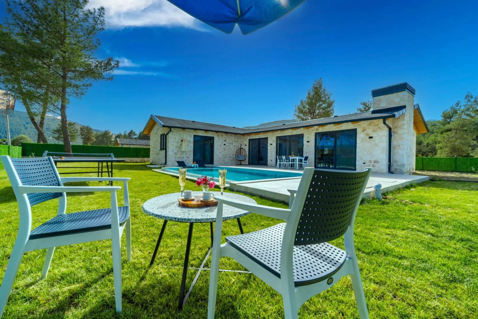 Kaş Uğrar'da Geniş Bahçe İçerisinde, Özel Havuzlu, Otantik Villa görsel 2