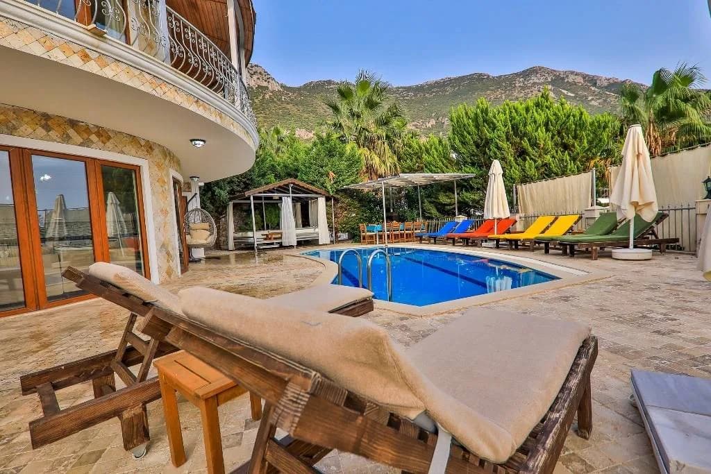 Kaş Kalkan'da Merkezi Konumda, Ortak Havuzlu, Ferah Suit Daire görsel 3
