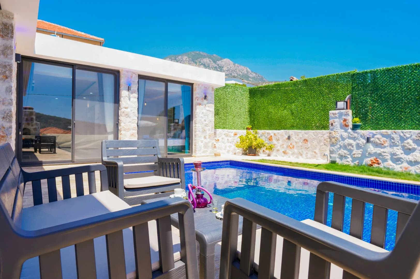 Kaş Bezirgan'da Otantik Tasarımlı, Özel Havuzlu, Jakuzili Villa görsel 2