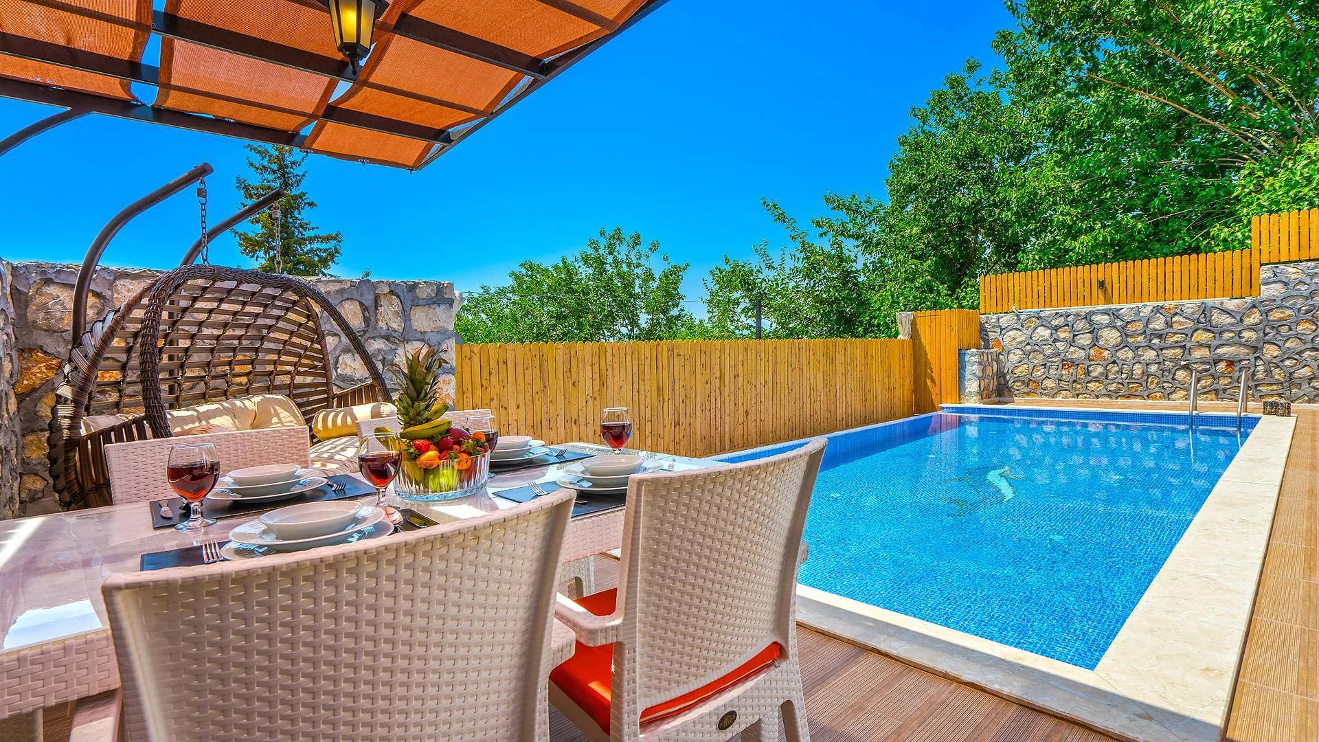 Kaş Üzümlü'de Doğa İçerisinde, Özel Havuzlu, Kiralık Villa görsel 2