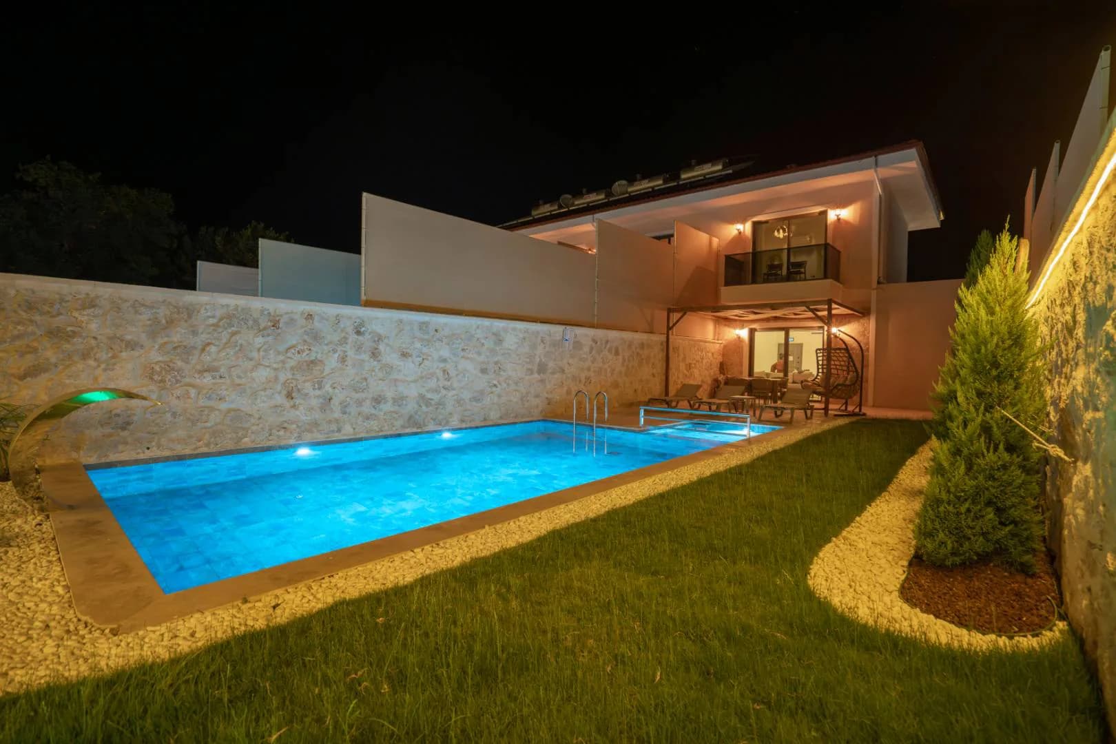 Kaş Kasaba'da Balayı Çiftlerine Uygun, Özel Havuzlu, Tatil Villası görsel 3
