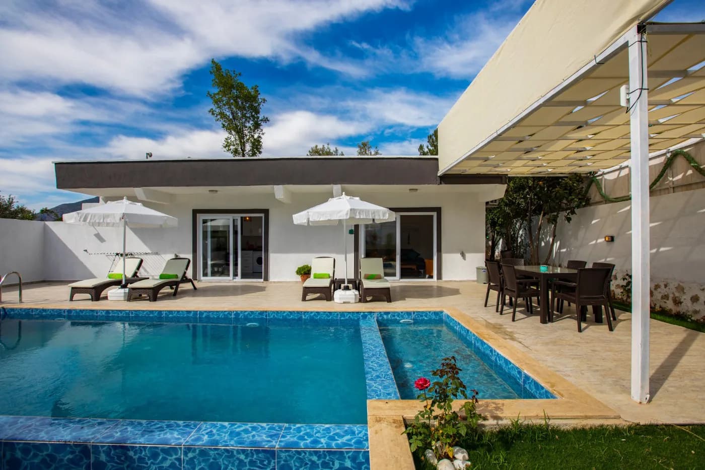 Kaş Üzümlü'de Balayı Çiftlerine Uygun, Özel Havuzlu, Jakuzili Villa görsel 3