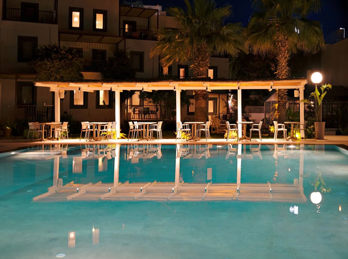Bodrum Bitez'de Modern Tasarımlı, Ortak Havuzlu, 2+1 Oda görsel 3