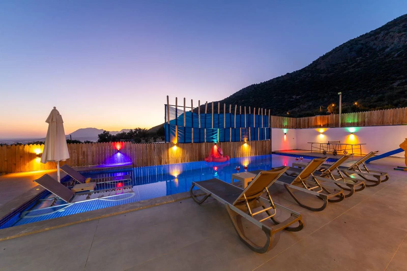 Kaş Çayköy'de Sessiz Konumda, Özel Havuzlu, Lüks Villa görsel 3