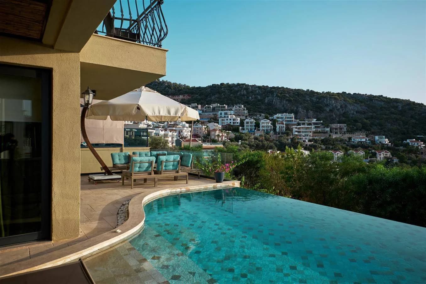 Kaş Kalkan'da Deniz ile İç İçe, Özel Havuzlu, Ferah Villa görsel 2